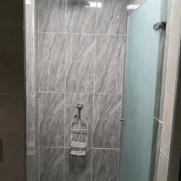  - Room #1714131901 - 17