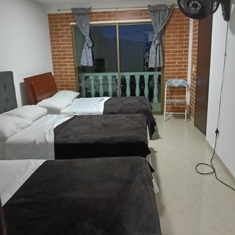  - Room #1714131901 - 19
