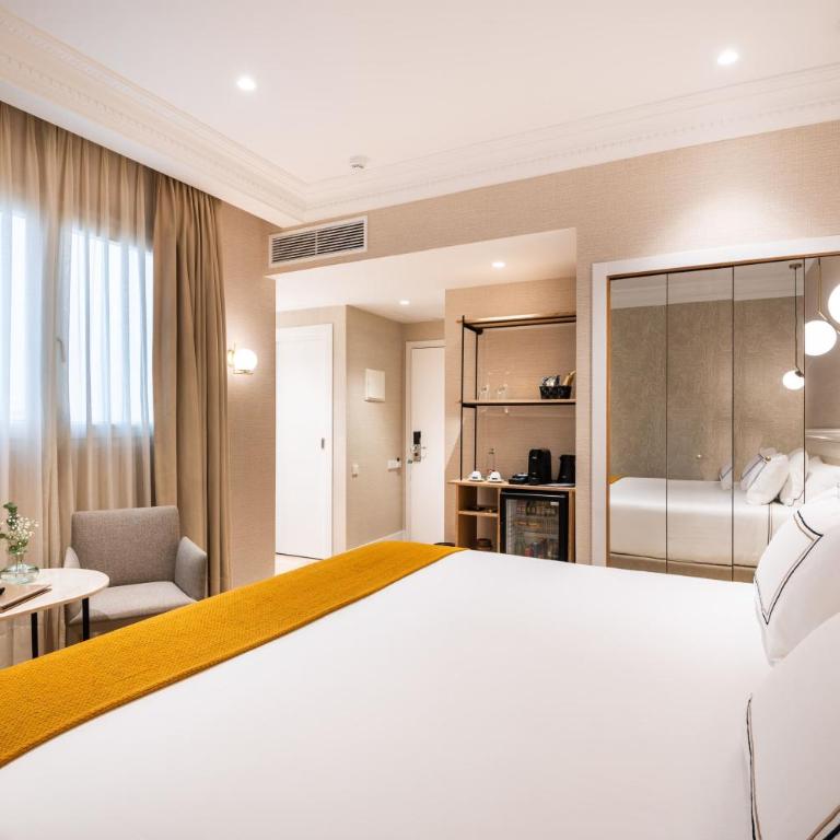 Meliá Plaza Valencia - Camera Premium - 4