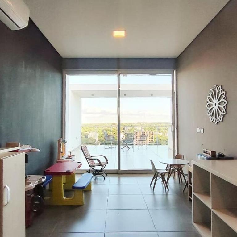 Trinity Towers Apartment Near CIT with Pool and Gym - Apartamento de 2 dormitorios - 2
