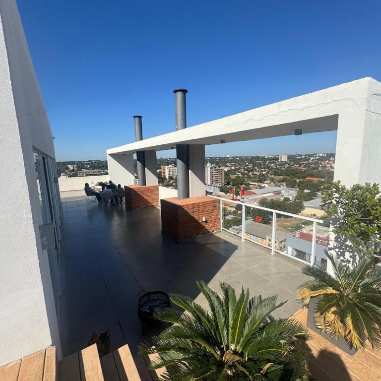 Trinity Towers Apartment Near CIT with Pool and Gym - Apartamento de 2 dormitorios - 12