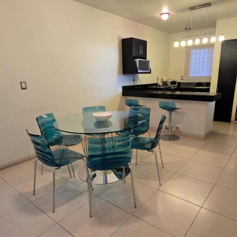 - Room #1714153701 - 5