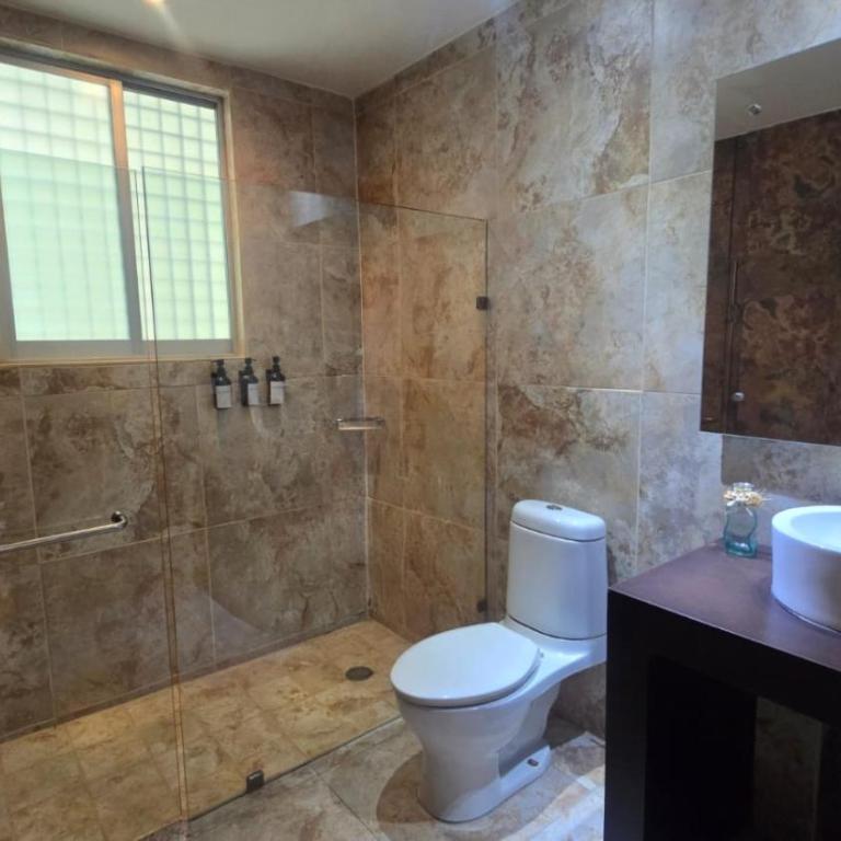  - Room #1714153701 - 6