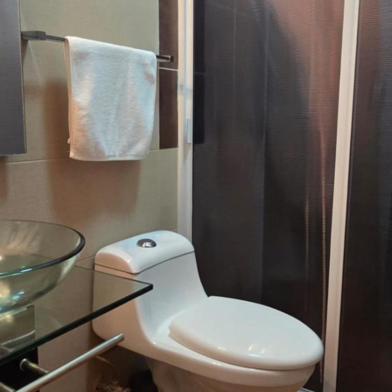  - Room #1714153701 - 14