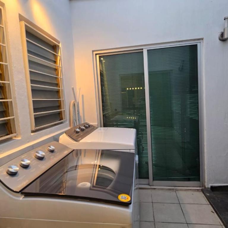  - Room #1714153701 - 15