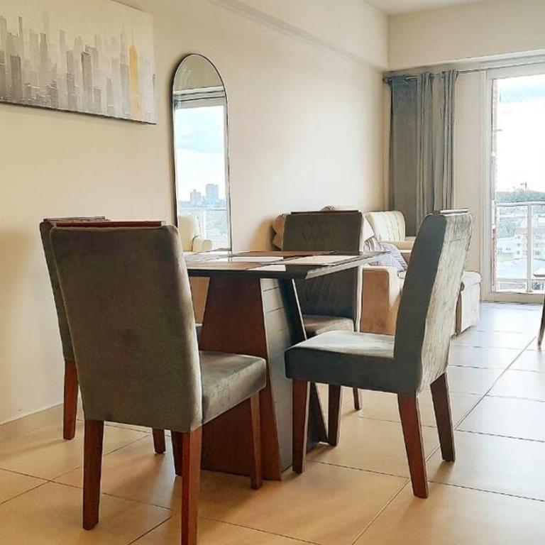 Trinity Towers Apartment Near CIT with Pool and Gym - Apartamento de 2 dormitorios - 54