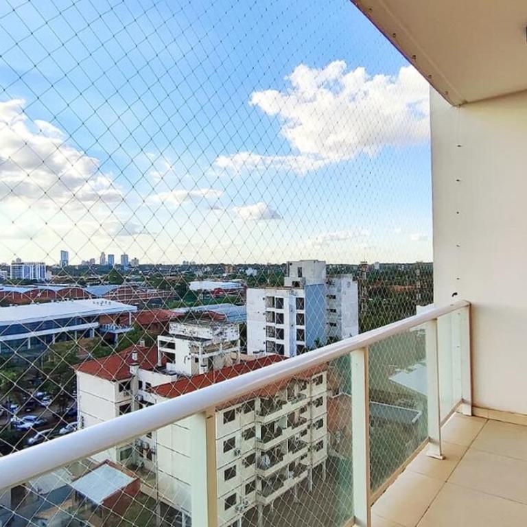 Trinity Towers Apartment Near CIT with Pool and Gym - Apartamento de 2 dormitorios - 57