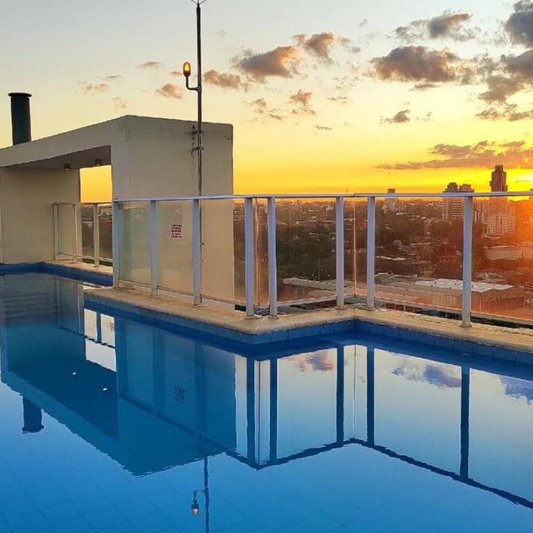 Trinity Towers Apartment Near CIT with Pool and Gym - Apartamento de 2 dormitorios - 59