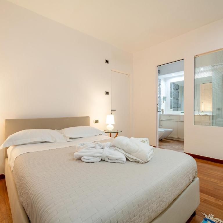 Loredana Luxury House - Appartamento Deluxe con 2 Camere da Letto - 10