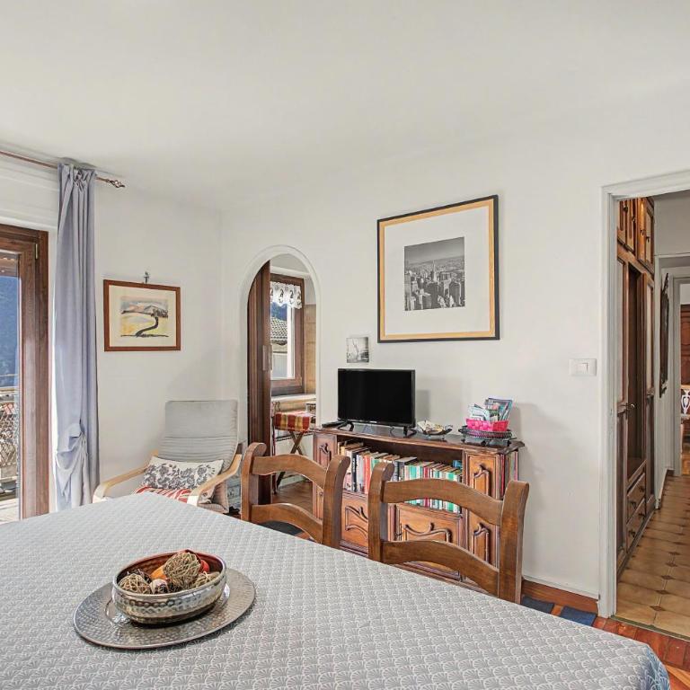 A Casa di Zio Zeffy - Appartamento Deluxe con 2 Camere da Letto e Vista Giardino - 11
