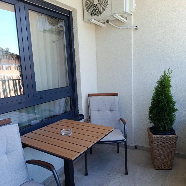  - Room #1714213801 - 7