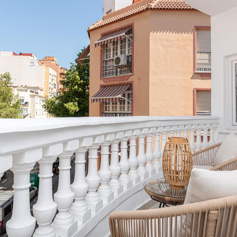 Central Atico 2BR - Apartamento de 2 dormitorios - 64
