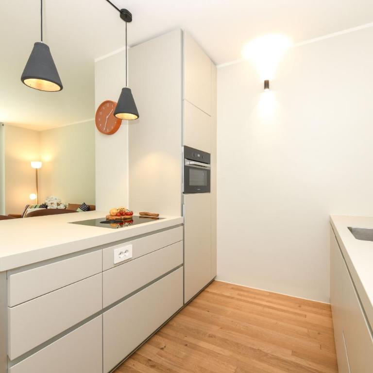 MGH - Riviera Elegance - Appartamento con Balcone - 23