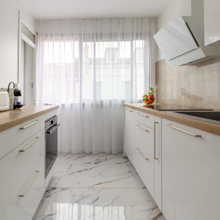 Appartement rénové Lumineux proche de la gare av Charras - Appartement - 6