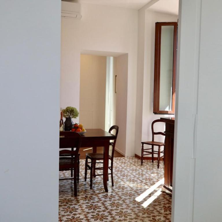 Palazzo Menichetti Suites - Apartment mit 2 Schlafzimmern und Stadtblick - 13
