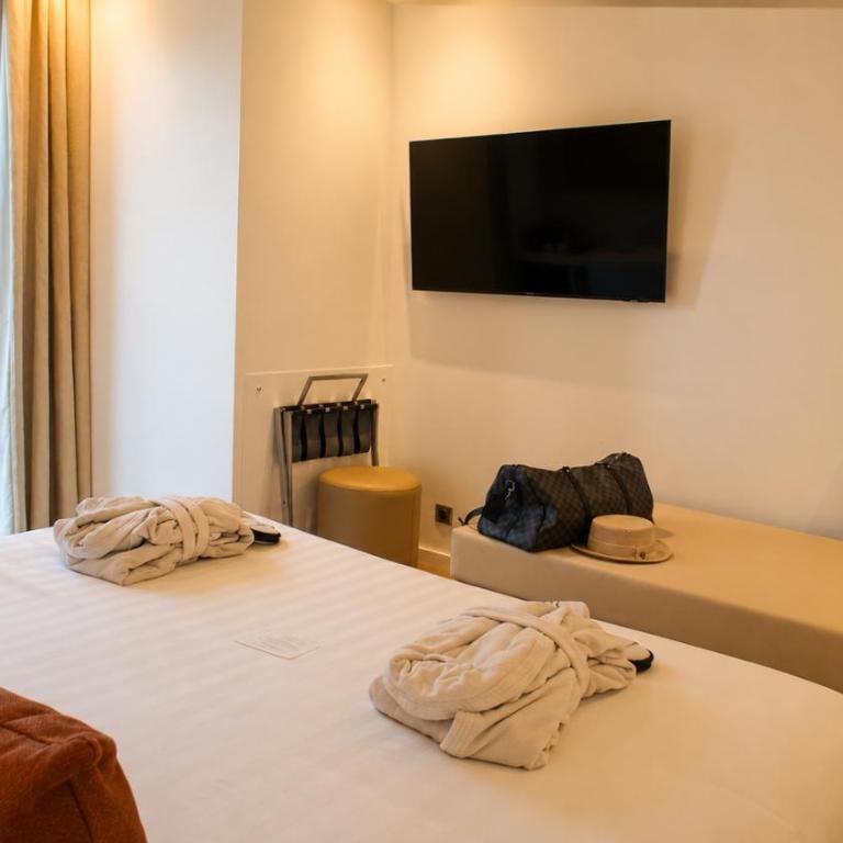 Best Western Premier Hotel Prince de Galles - Suite Lit Queen-Size Junior avec Canapé-Lit et Balcon - Vue sur Mer - Non-Fumeurs - 3