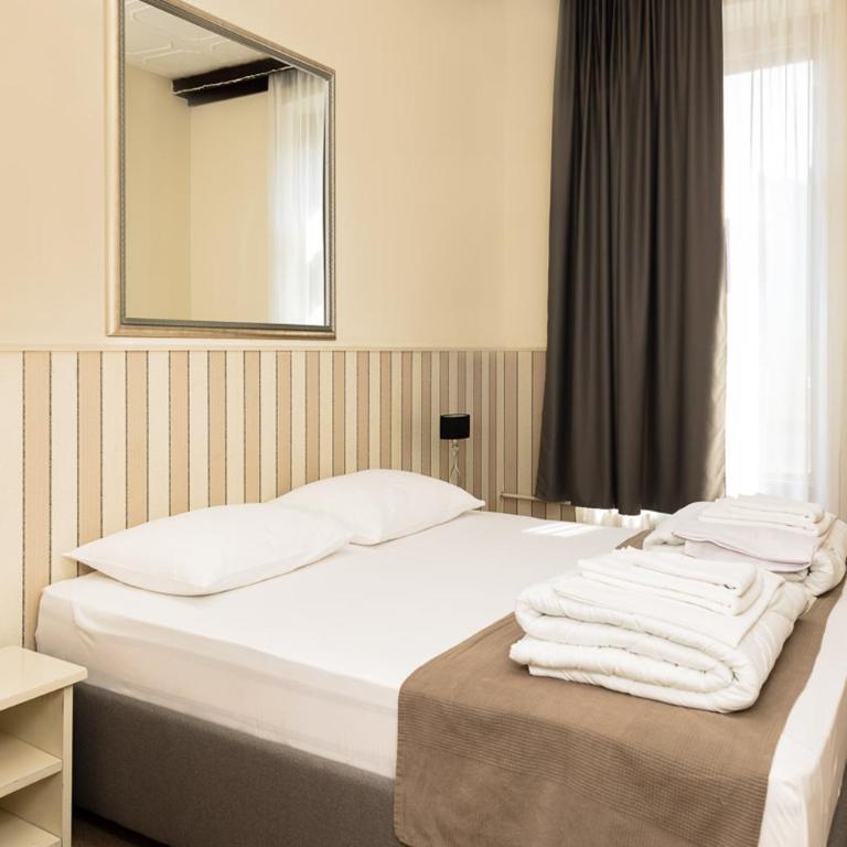 Hotel Vojvodina - Apartman - 4