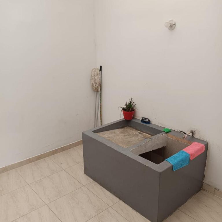  - Room #1714239801 - 5