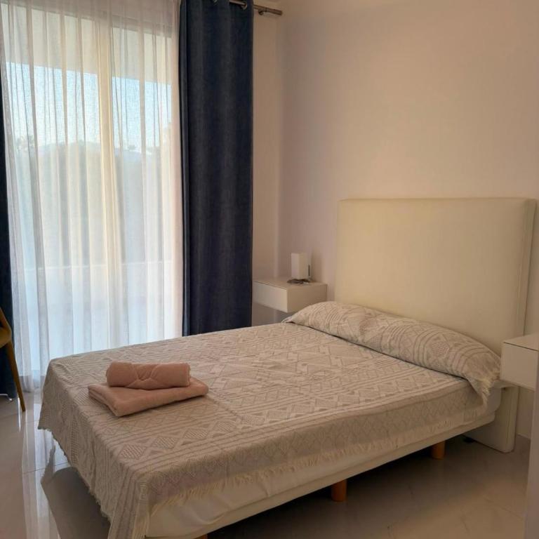  - Room #1714243901 - 12