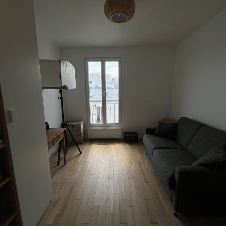 - Room #1714246601 - 5