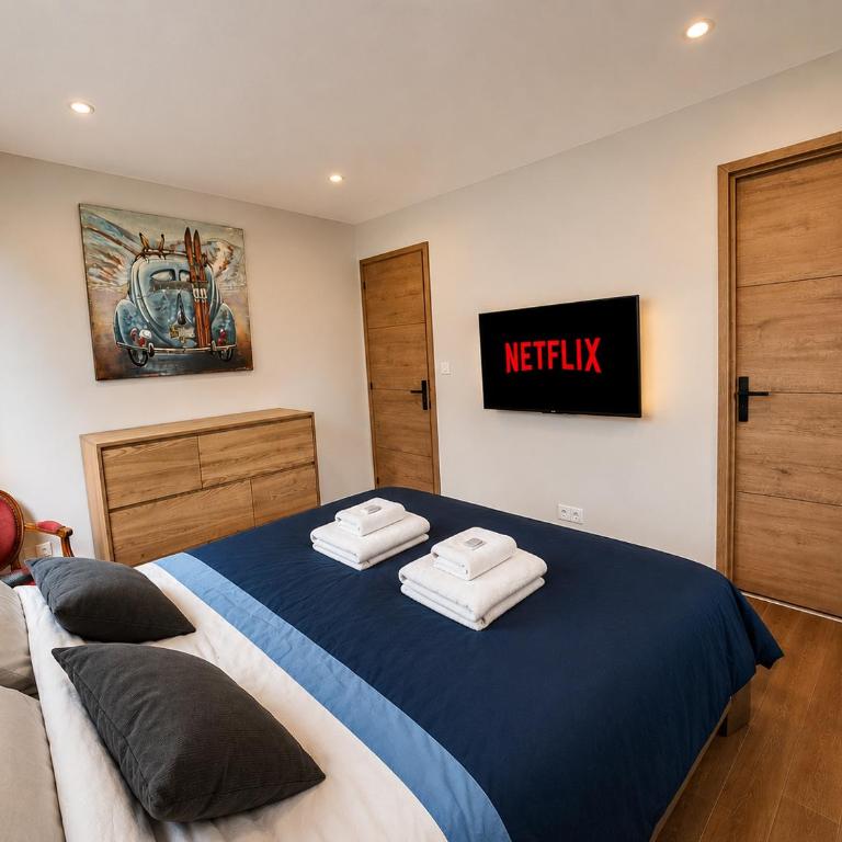 Le Menhir-8pers-Parking-5min des stations - Three-Bedroom Apartment - 20