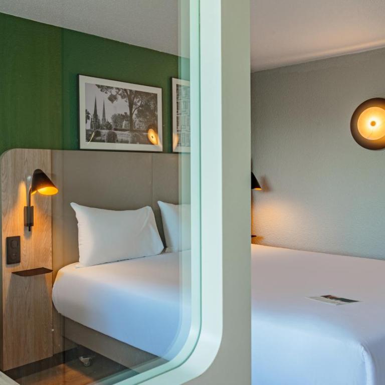 Campanile Grenoble Nord - Saint-Egrève - Chambre Standard avec 1 Lit Queen-Size - 3