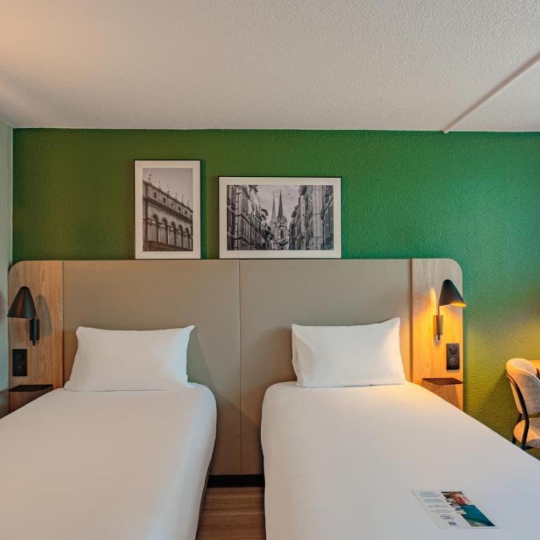 Campanile Grenoble Nord - Saint-Egrève - Chambre Lits Jumeaux Standard - 4