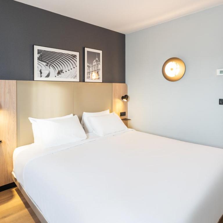 Campanile Grenoble Nord - Saint-Egrève - Chambre Supérieure avec Lit King-Size - 2