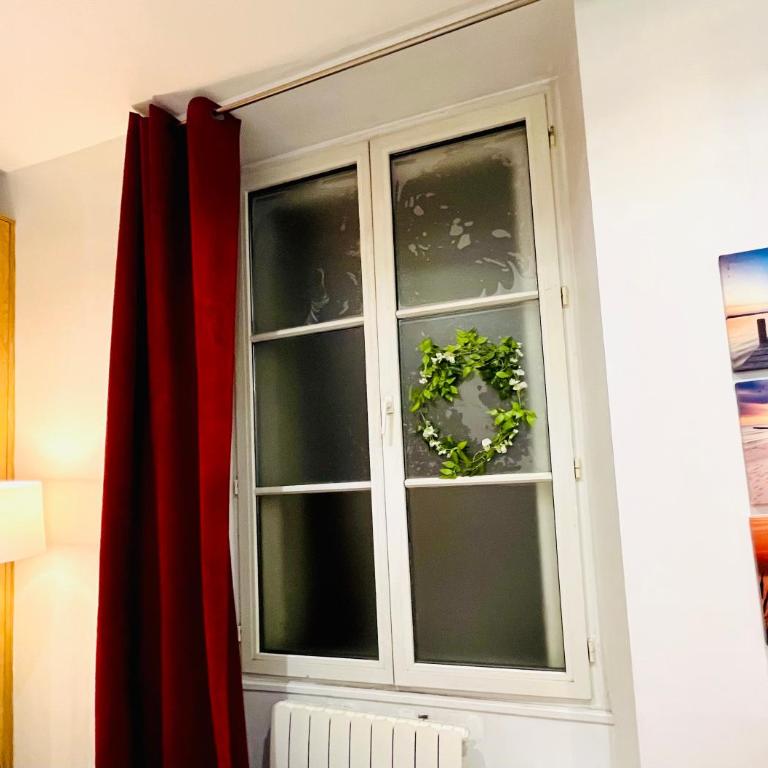 Chic flat in the heart of Marais near Pompidou Centre - Apartamento - 7