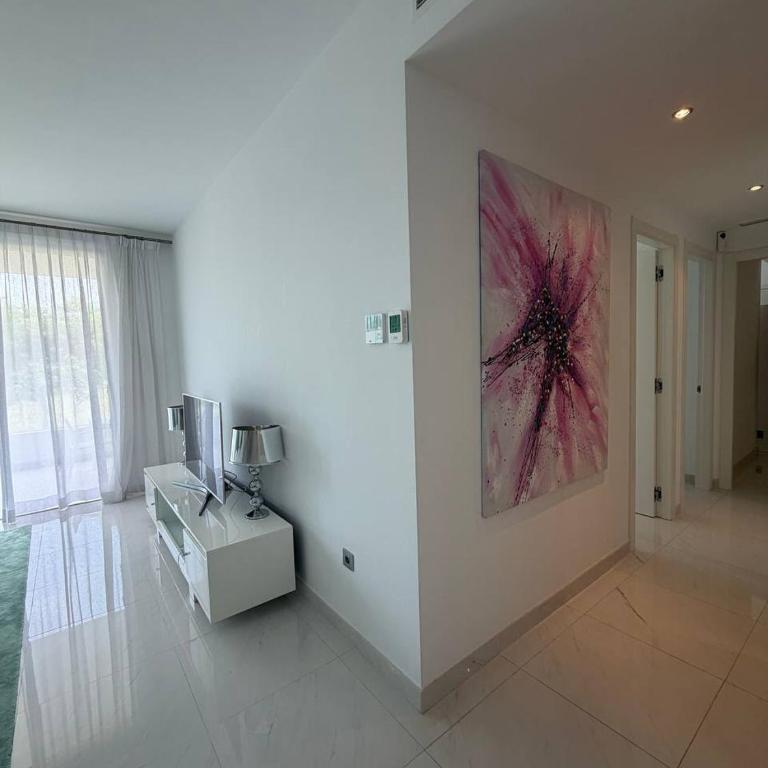  - Room #1714243901 - 6