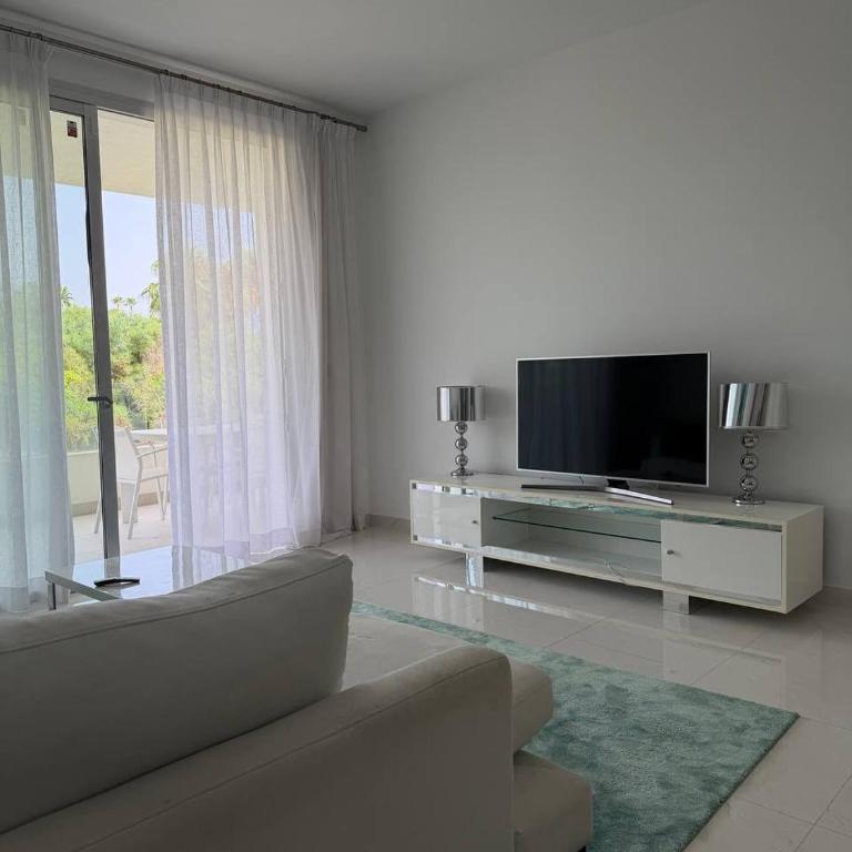  - Room #1714243901 - 13