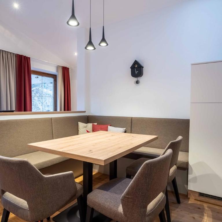 KUCKUCK Hinterthal by we rent, Hochkönig Card included - Three-Bedroom Apartment with Balcony - 24