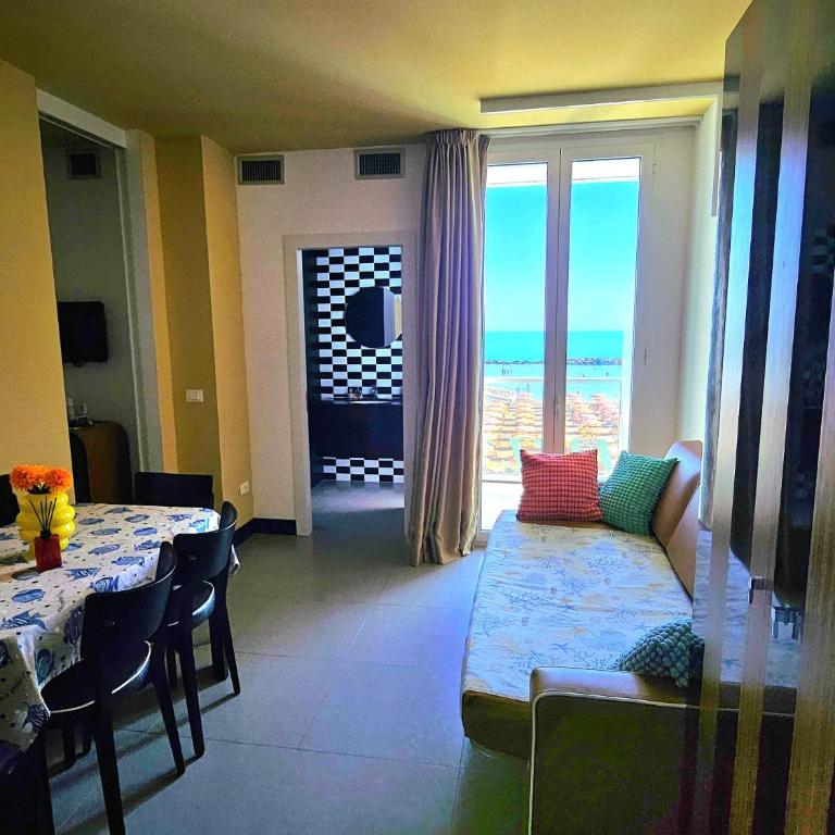 Risveglio sul Mare - Two-Room Apartment Facing the Beach - Appartamento con 1 Camera da Letto, Balcone e Vista Mare - 3