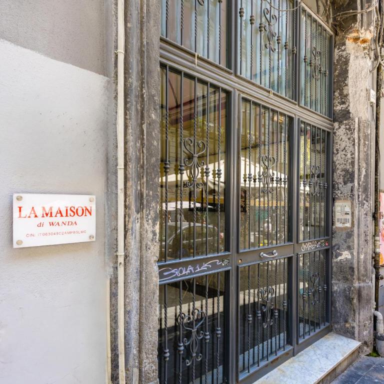 La Maison di Wanda by NapoliApartments - Camera Matrimoniale - 4