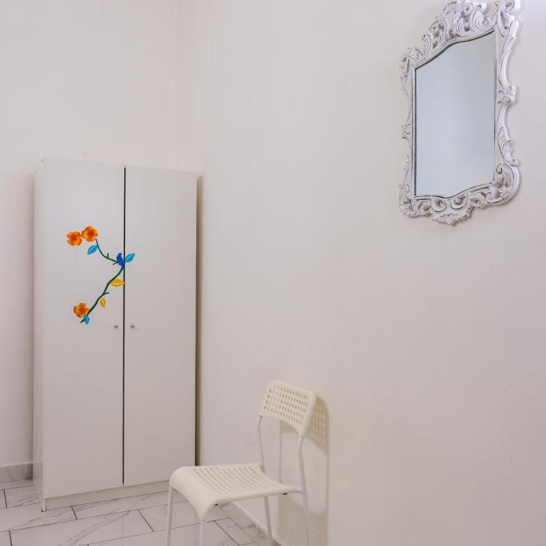 La Maison di Wanda by NapoliApartments - Camera Queen - 19