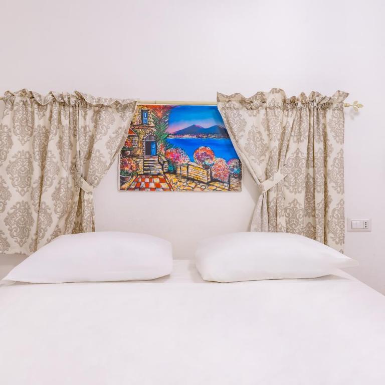 La Maison di Wanda by NapoliApartments - Camera Queen - 14