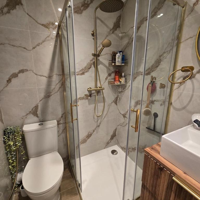 Very well-located apartment in Golfe Juan with a locked garage - Appartement 1 Chambre - 2