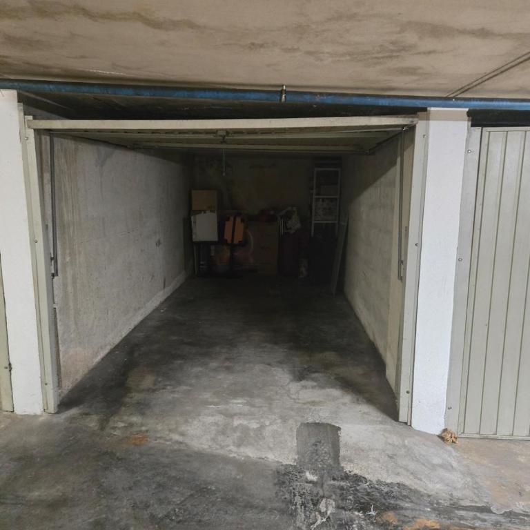 Very well-located apartment in Golfe Juan with a locked garage - Appartement 1 Chambre - 4