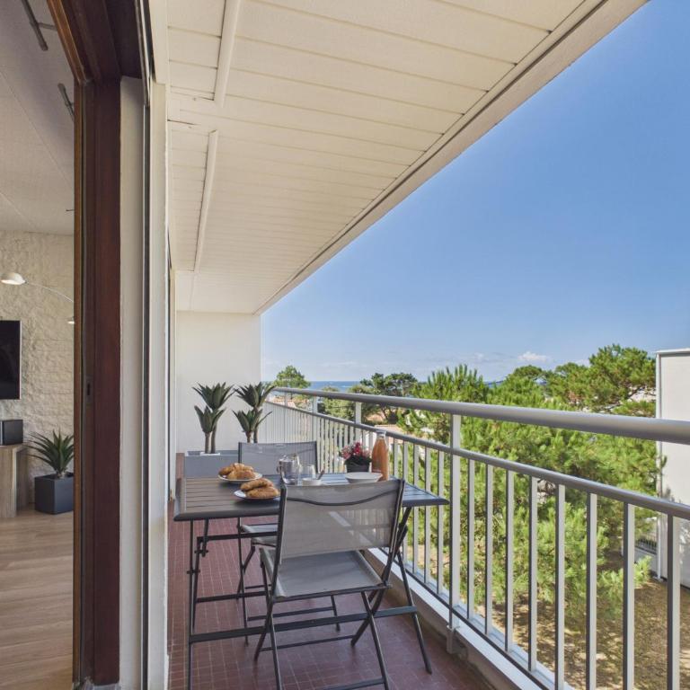 Escapade à 2 près de la mer avec balcon - Appartement - 11