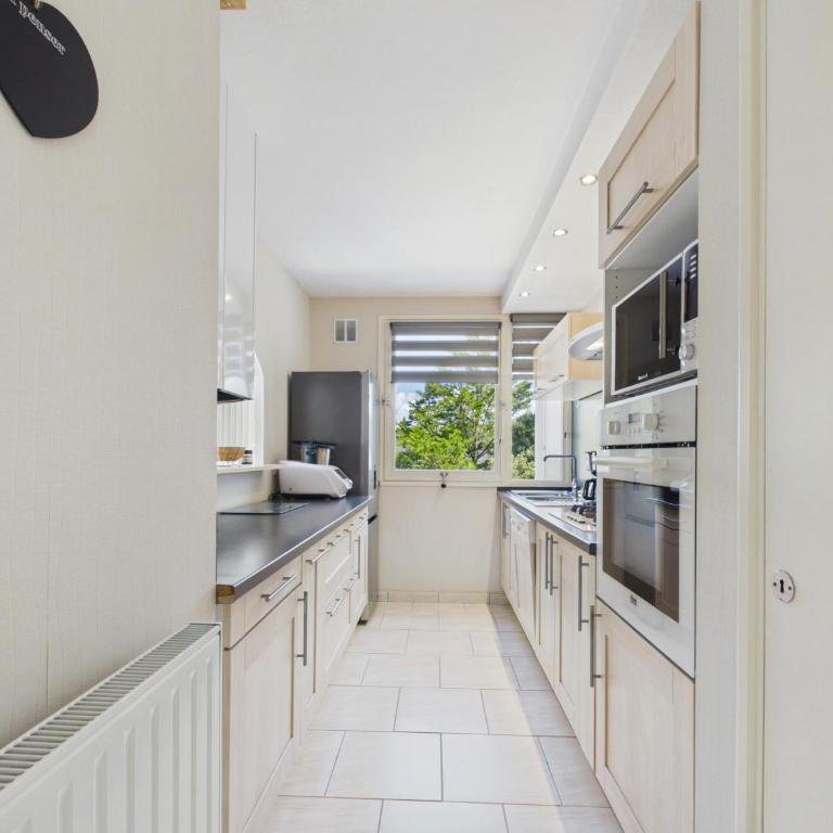 Escapade à 2 près de la mer avec balcon - Appartement - 16