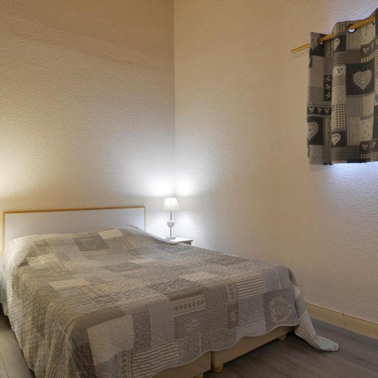 Appartement rénové au pied des pistes avec balcon - Apartment mit 1 Schlafzimmer - 13