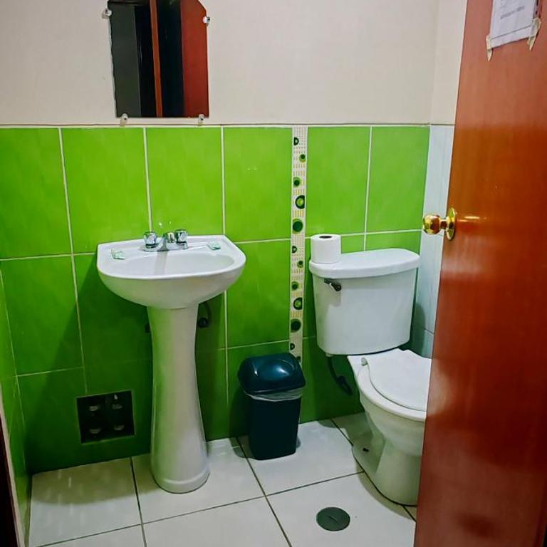 EL CAMINANTE HOTEL y QOLLA WASI YAKU RESTAURANT - Family Double Room - 4