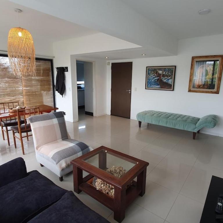  - Room #1714321501 - 32