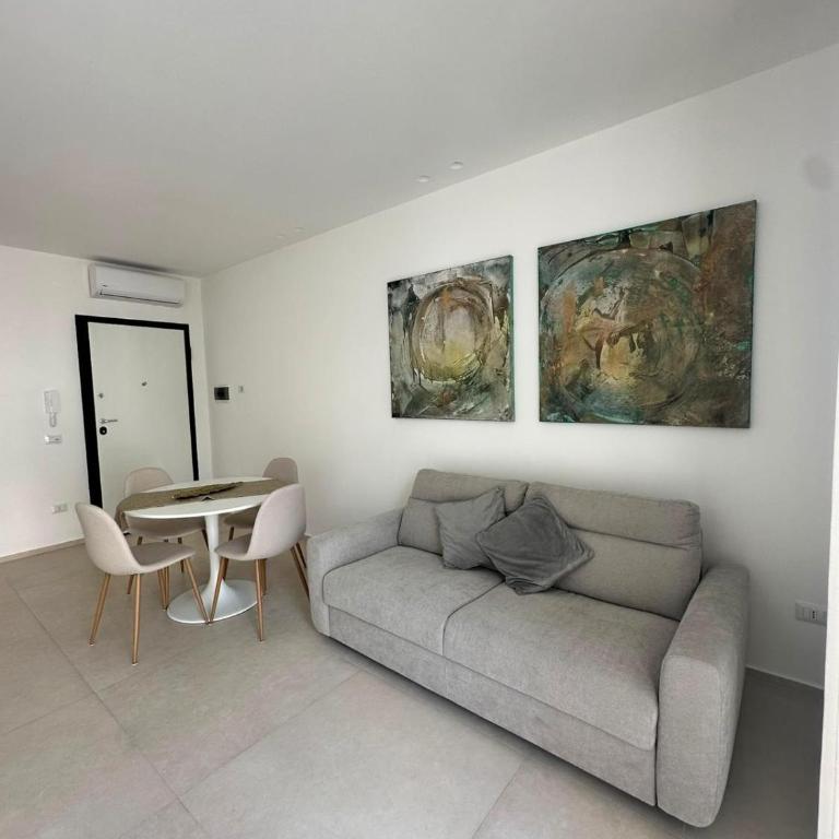  - Room #1714323201 - 2