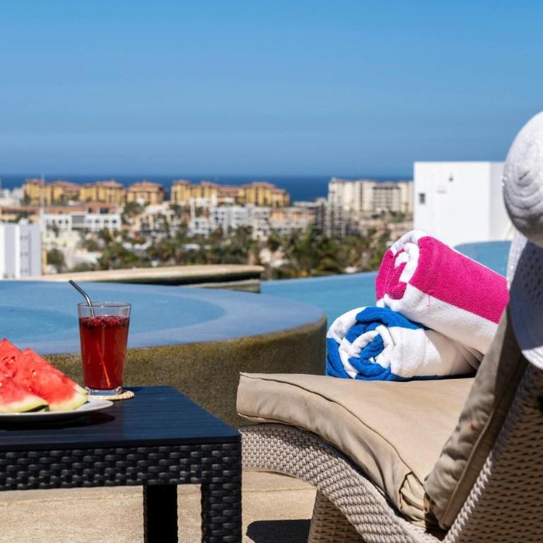 Cozy Cabo Condo 2BR, Shared Pool, Gated Community, 20 Walk to Beach - Casa - 27