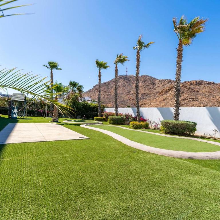 Cozy Cabo Condo 2BR, Shared Pool, Gated Community, 20 Walk to Beach - Casa - 51