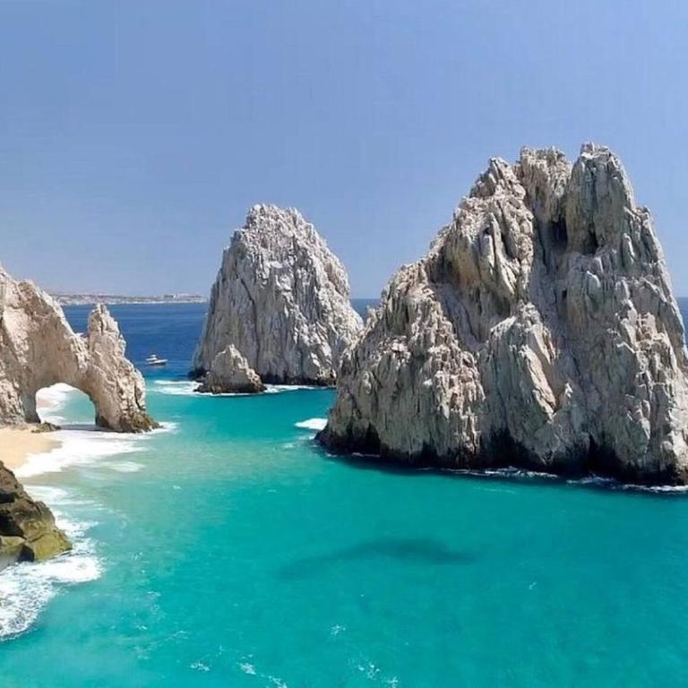 Cozy Cabo Condo 2BR, Shared Pool, Gated Community, 20 Walk to Beach - Casa - 84