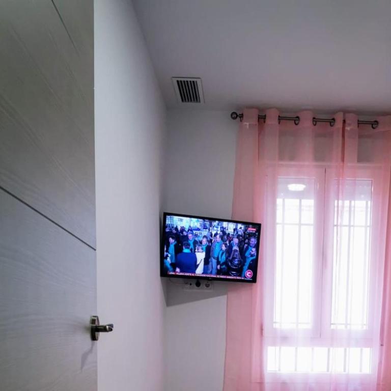 Habitaciones Márques-Only women, femmes - Habitación Individual Económica - 4