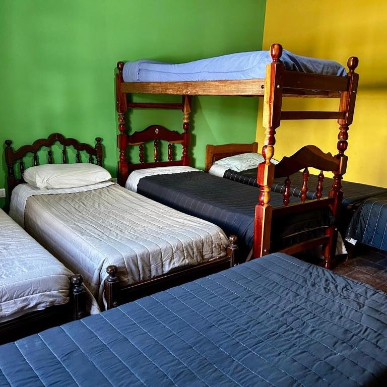 Hostel Alelí - Habitación Familiar con baño compartido - 2