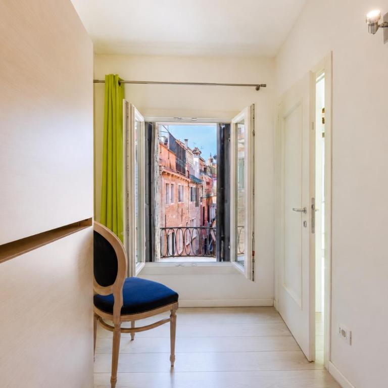  - Room #1714356701 - 17